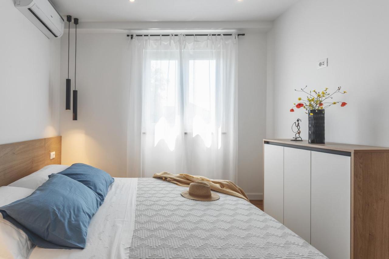 Center Apartment Golden Ray Bol Exterior foto
